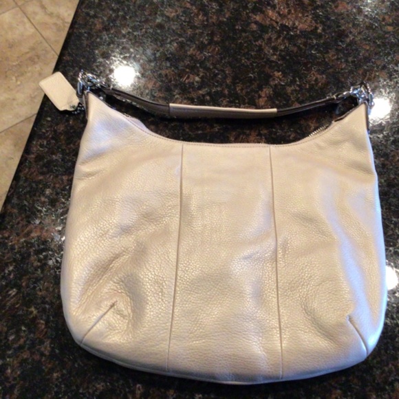 Coach shoulder bag - Picture 2 of 7